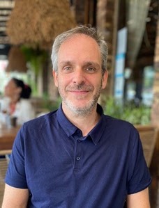 Dr. Javier Corral